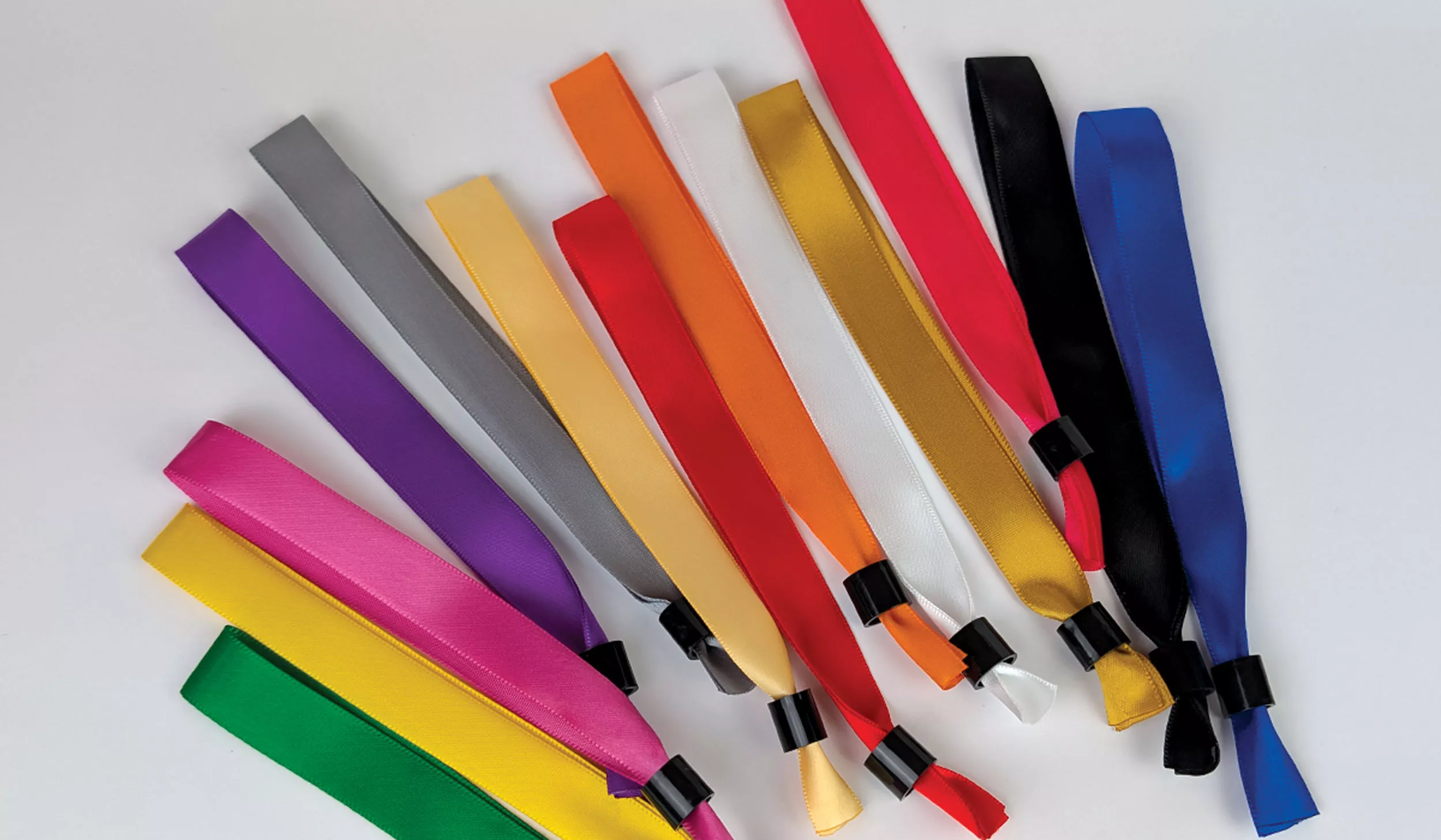 Plain fabric (no print)